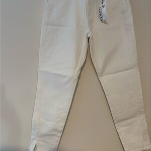 EVIDNT Women's Classic White Skinny Pants